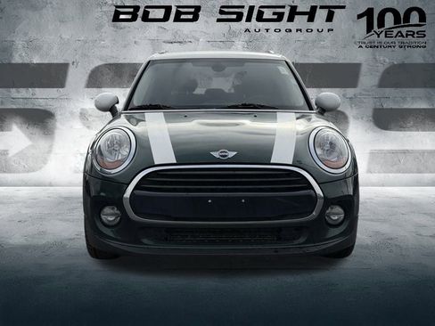 Used 2017 MINI Cooper 4-Door Hardtop image 15