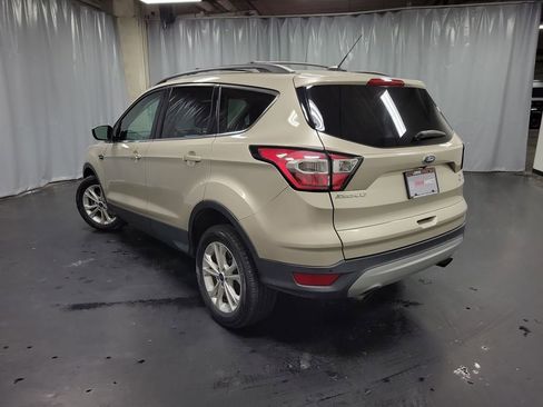 Used 2017 Ford Escape SE w/ SE Leather Comfort Package image 7