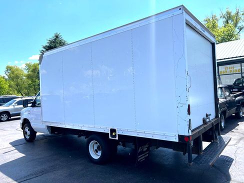 Used 2015 Ford E-350 and Econoline 350 Super Duty image 5