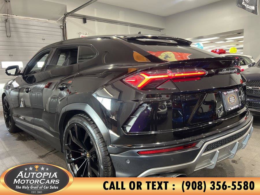 Used 2020 Lamborghini Urus AWD/4WD image 44