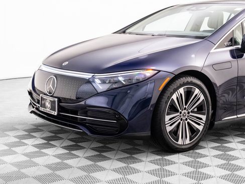 Used 2022 Mercedes-Benz EQS 450+ Sedan image 34