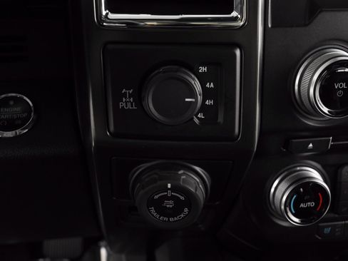 Used 2016 Ford F150 Lariat w/ Equipment Group 502A Luxury image 37