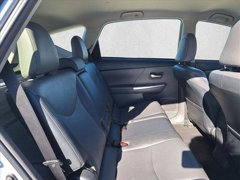 Used 2013 Toyota Prius V Five image 17