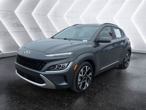 Used 2023 Hyundai Kona Limited image 3