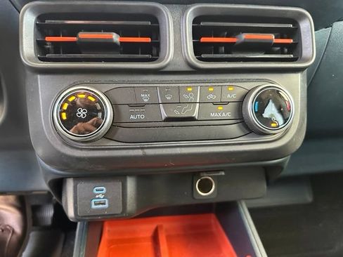 Used 2023 Ford Maverick XLT FWD image 15