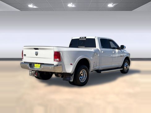 Used 2018 RAM 3500 Laramie Longhorn image 9