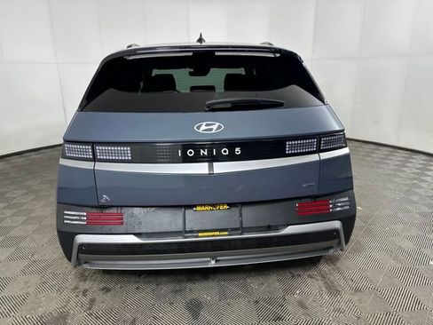 Used 2025 Hyundai Ioniq 5 SEL image 4