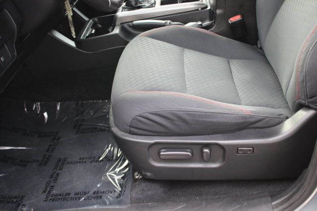 Used 2021 Toyota Tacoma SR5 AWD/4WD image 19