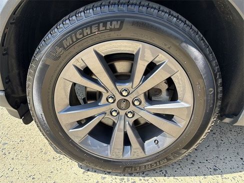 Certified 2022 Ford Explorer XLT w/ Equipment Group 202A image 2