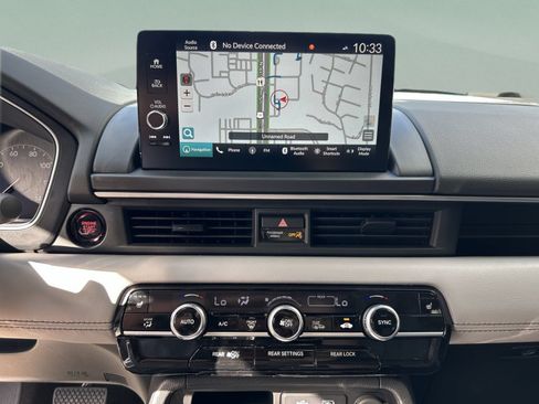 Certified 2025 Honda Pilot Touring image 27