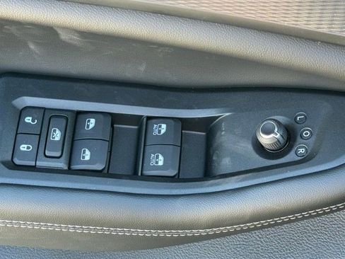 New 2026 Jeep Grand Cherokee L 4WD image 10