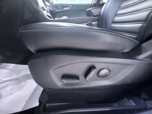 Used 2024 Ford Edge SEL image 13