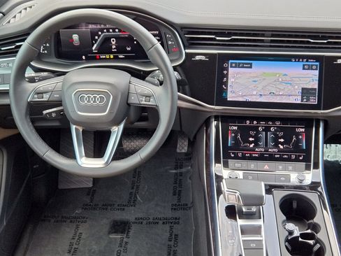 Used 2023 Audi Q8 Premium Plus AWD/4WD image 29
