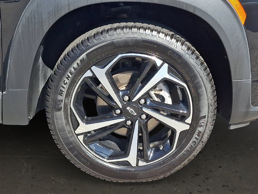 Used 2021 Chevrolet TrailBlazer RS w/ Convenience Package AWD/4WD image 9