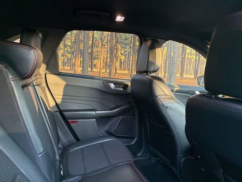 Used 2024 Ford Escape ST-Line w/ Tech Pack #1 image 24