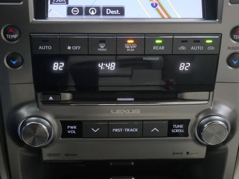 Used 2019 Lexus GX 460 image 29
