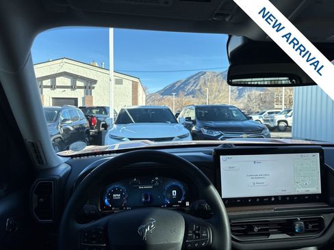 Used 2025 Ford Bronco Sport Outer Banks w/ Outer Banks Tech Package+ image 20