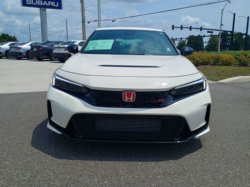 Used 2024 Honda Civic Type R image 2