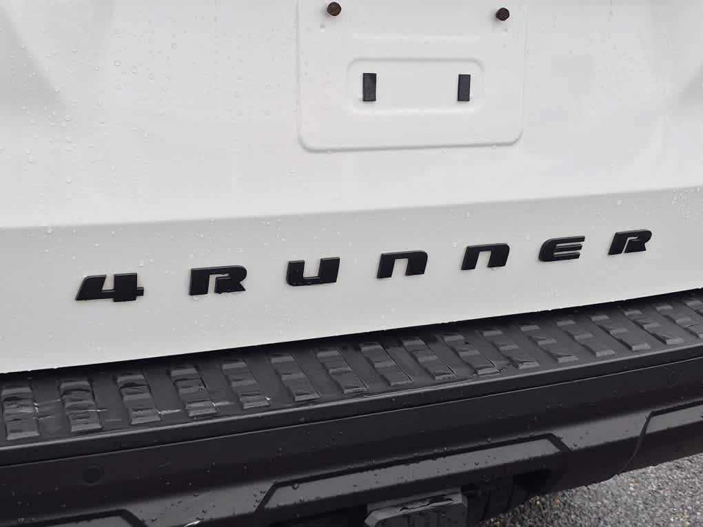Used 2026 Toyota 4Runner TRD Off-Road Premium AWD/4WD image 25