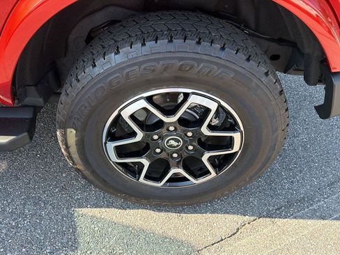Certified 2024 Ford Bronco Outer Banks AWD/4WD image 40