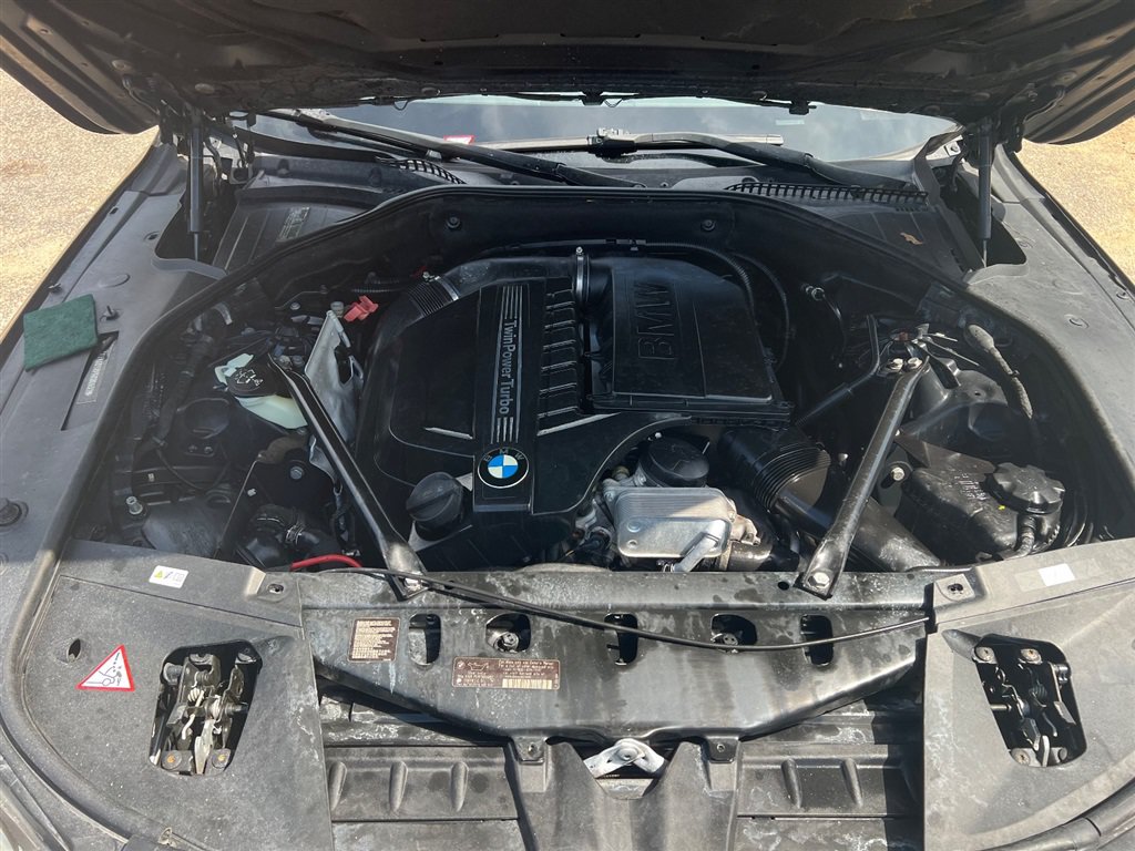 Used 2015 BMW 740i RWD image 22