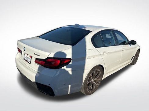 Used 2022 BMW 540i w/ Executive Package image 5