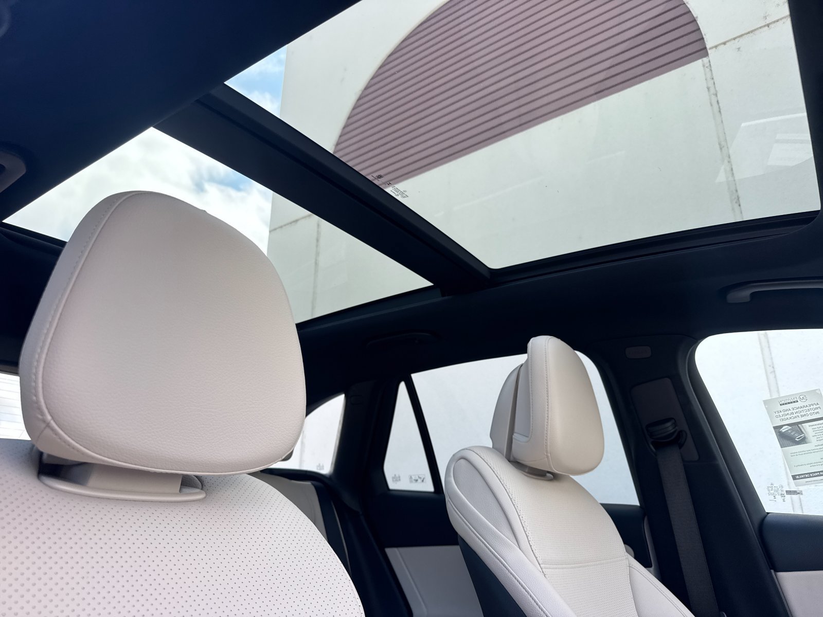 Certified 2026 Mercedes-Benz GLC 300 4MATIC image 17