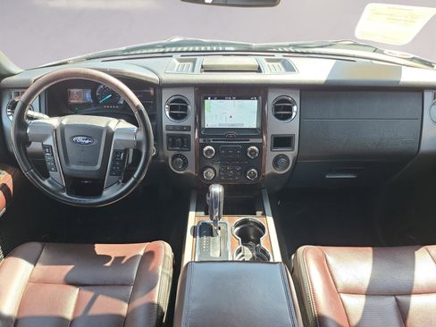 Used 2017 Ford Expedition Platinum AWD/4WD image 17