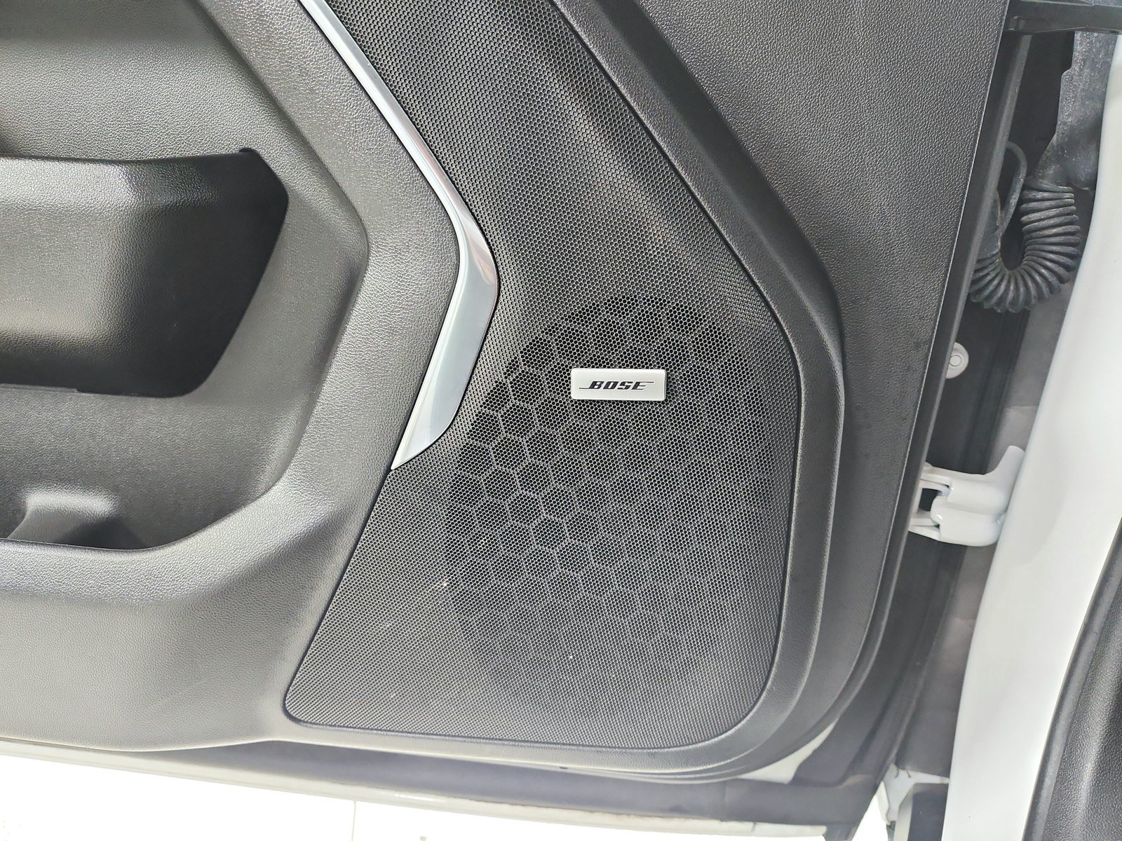 Used 2024 Chevrolet Tahoe Premier RWD image 35