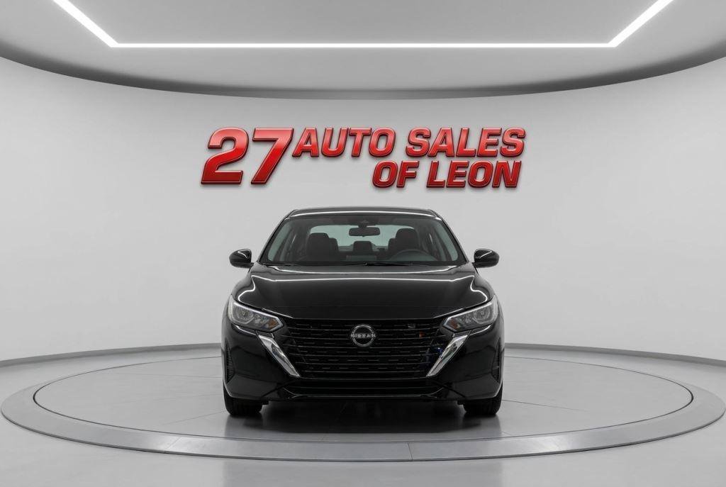 Used 2024 Nissan Sentra SV FWD image 2