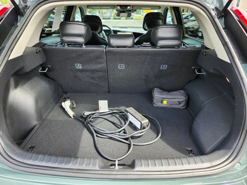 Used 2023 Kia Niro EX w/ EX Cold Weather Package FWD image 31