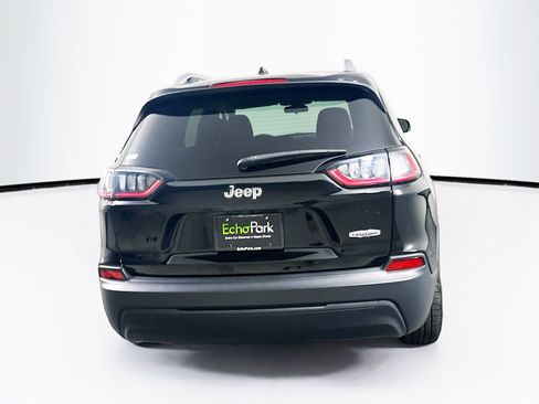 Used 2019 Jeep Cherokee Latitude w/ Popular Appearance Group image 7