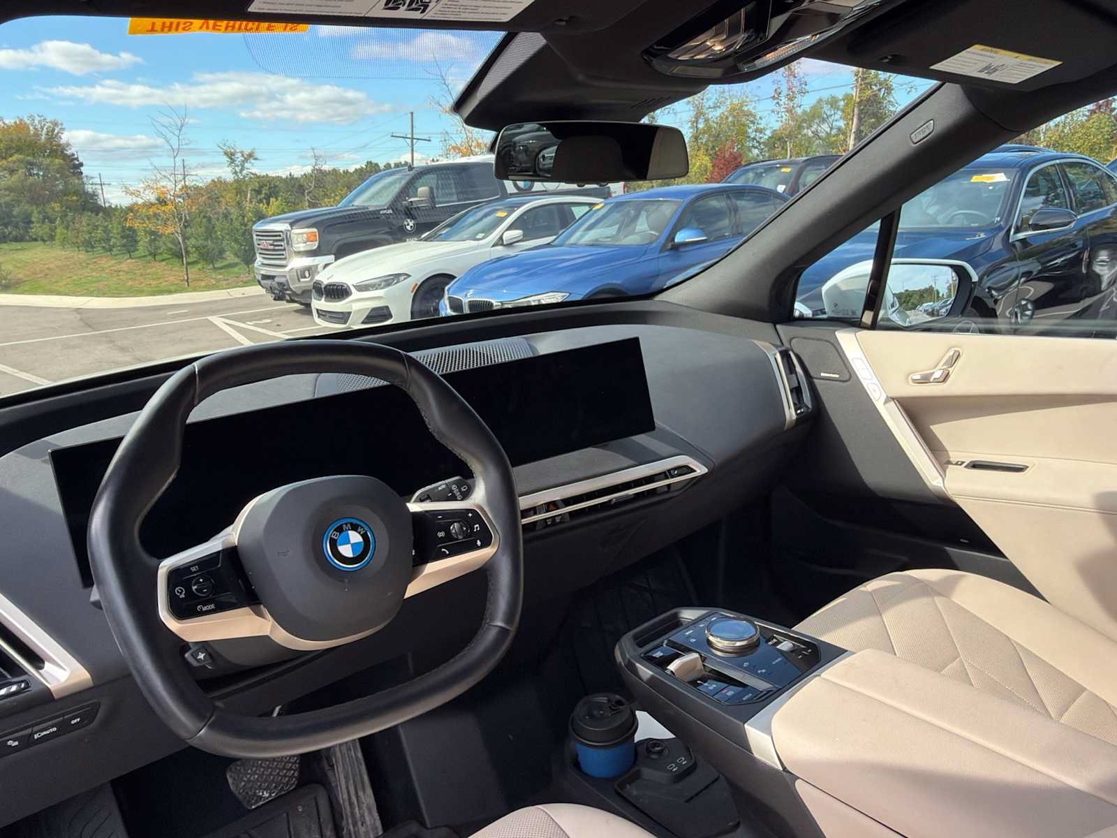 Used 2024 BMW iX xDrive50 w/ Sport Package AWD/4WD image 22