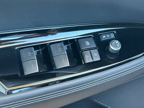 Certified 2023 Toyota Mirai w/ Advanced Technology Package RWD image 13