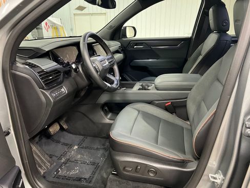 Certified 2025 GMC Acadia AT4 image 13