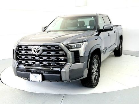 Used 2023 Toyota Tundra Platinum AWD/4WD image 2