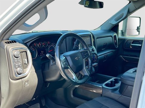 Used 2022 Chevrolet Silverado 1500 RST w/ Z71 Off-Road Package image 9