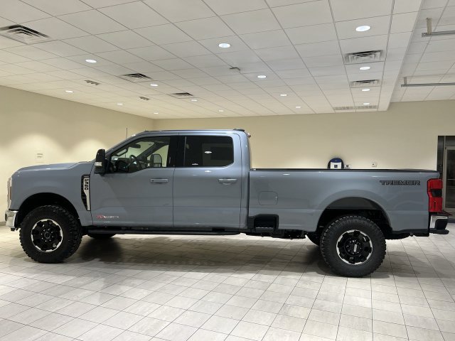 New 2027 Ford F350 Lariat w/ Tremor Off-Road Package AWD/4WD image 2