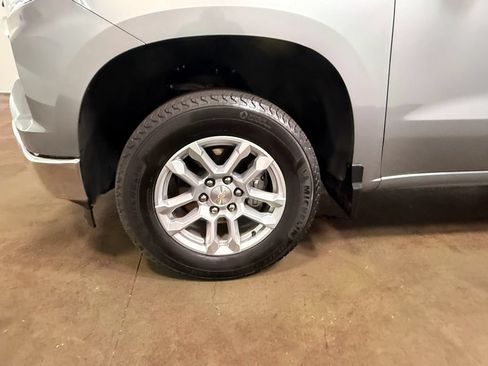 Used 2024 Chevrolet Silverado 1500 LT AWD/4WD image 85