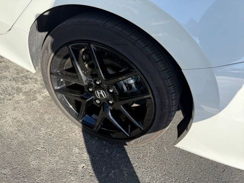 Certified 2025 Honda Civic Sport image 10