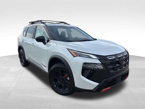 New 2026 Nissan Rogue SV AWD/4WD image 2