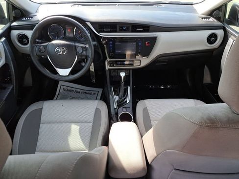Used 2019 Toyota Corolla LE image 10