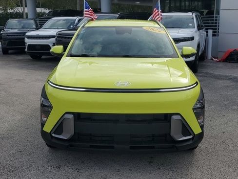 Used 2024 Hyundai Kona SEL FWD image 2