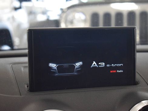Used 2017 Audi A3 e-tron Premium FWD image 36