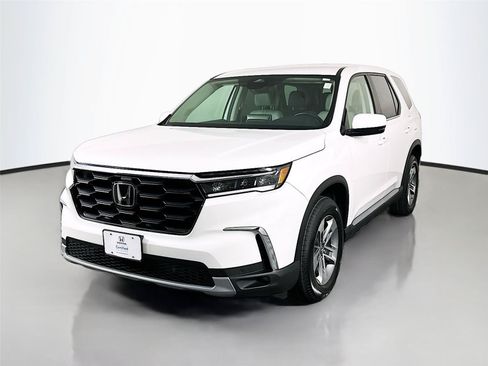 Used 2024 Honda Pilot EX-L image 4
