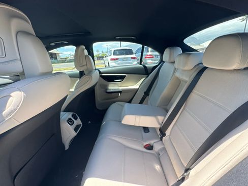 Used 2023 Mercedes-Benz C 300 Sedan image 17