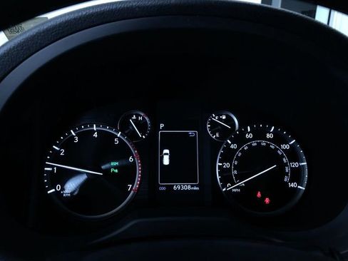 Used 2021 Lexus GX 460 Premium w/ Premium Package image 29