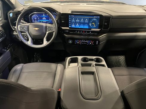 Used 2023 Chevrolet Silverado 1500 LT AWD/4WD image 10