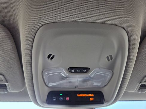 Used 2025 Buick Encore GX Preferred FWD image 19