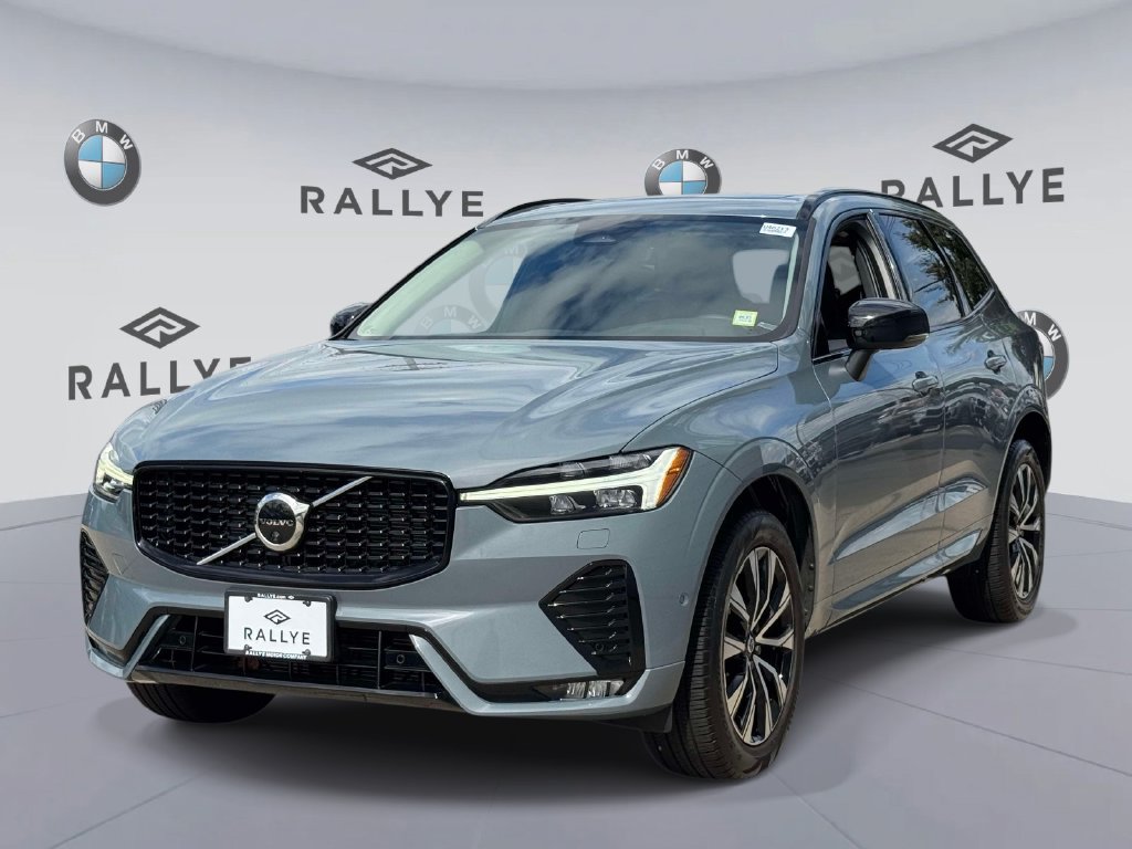 Used 2023 Volvo XC60 B5 Plus w/ Climate Package AWD/4WD image 3